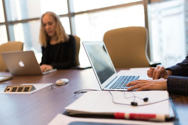 Top 5 idées de business novatrices pour dominer en 2025