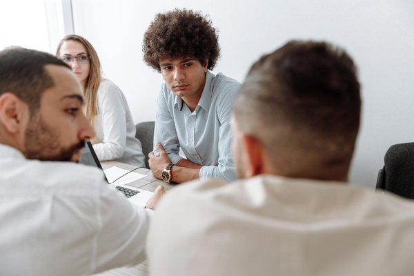Les Répercussions Économiques des Contentieux sur les Entreprises : Une Analyse Profonde