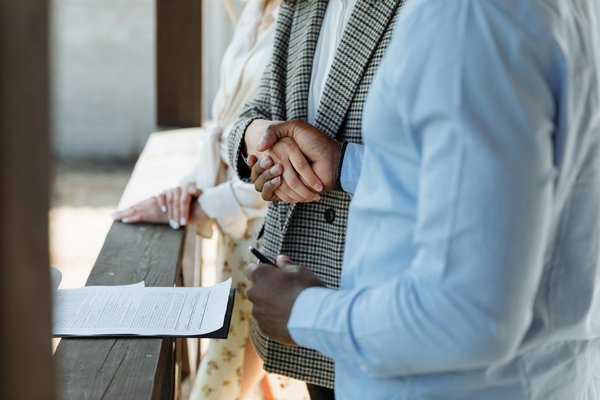 Solutions personnalisées par un avocat en droit immobilier et construction