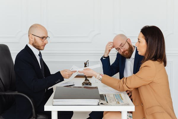 Avocat divorce à bordeaux : votre guide pour une procédure sereine